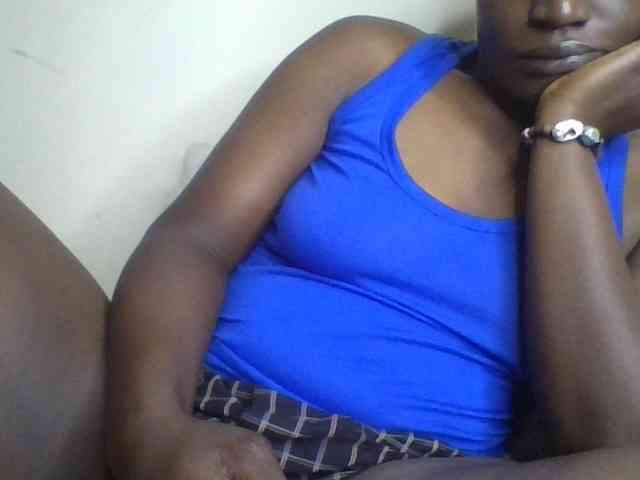Yourdreamgirl webcam
