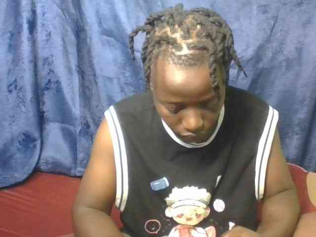 Yourdreamgirl webcam