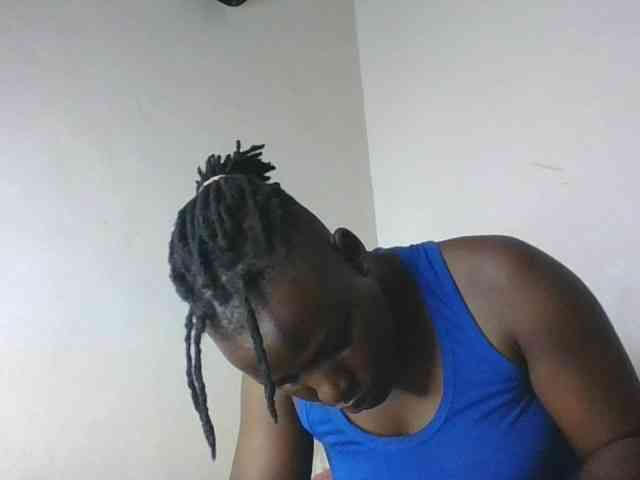 Yourdreamgirl webcam