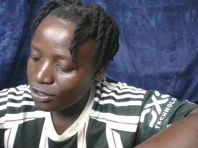 Yourdreamgirl webcam