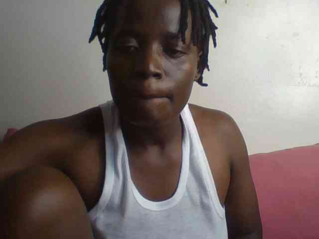 Yourdreamgirl webcam