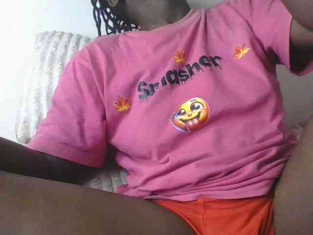 Yourdreamgirl webcam