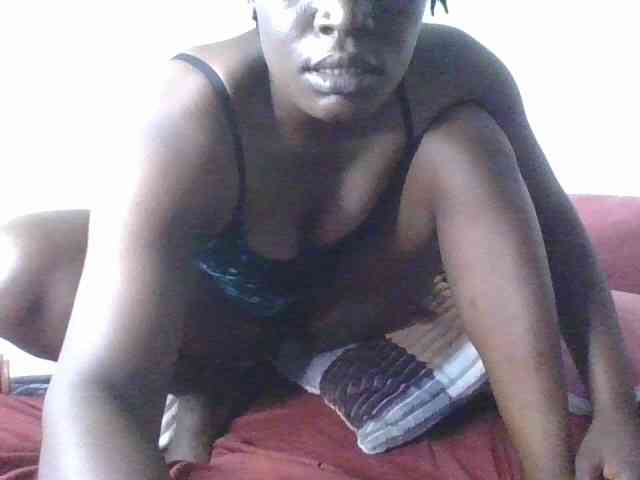 Yourdreamgirl webcam