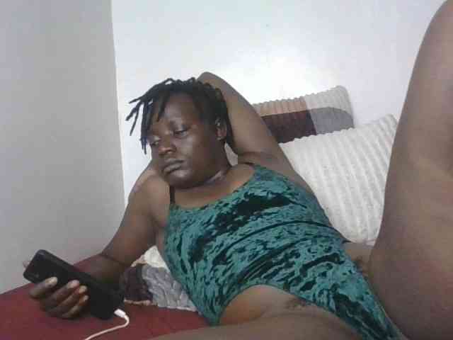 Yourdreamgirl webcam