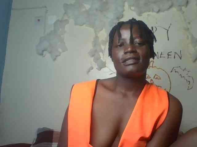 Yourdreamgirl webcam