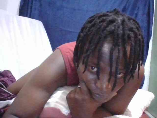 Yourdreamgirl webcam