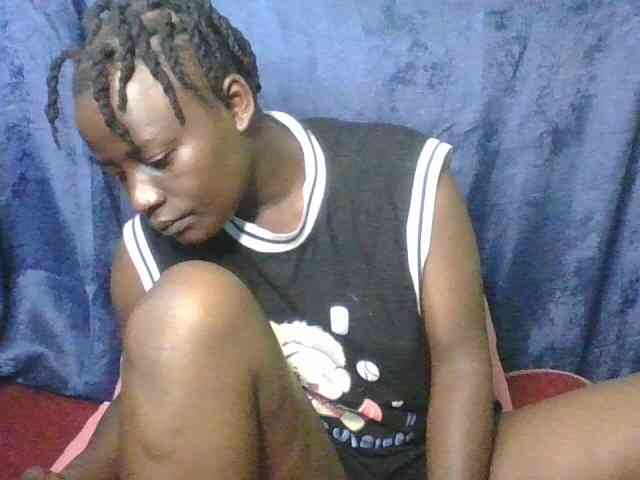 Yourdreamgirl webcam