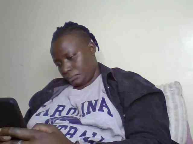 Yourdreamgirl webcam