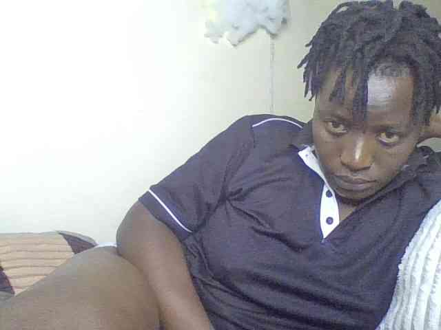 Yourdreamgirl webcam