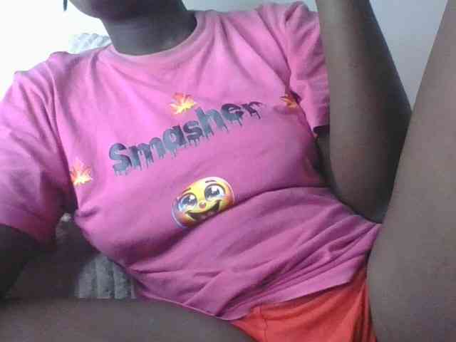 Yourdreamgirl webcam