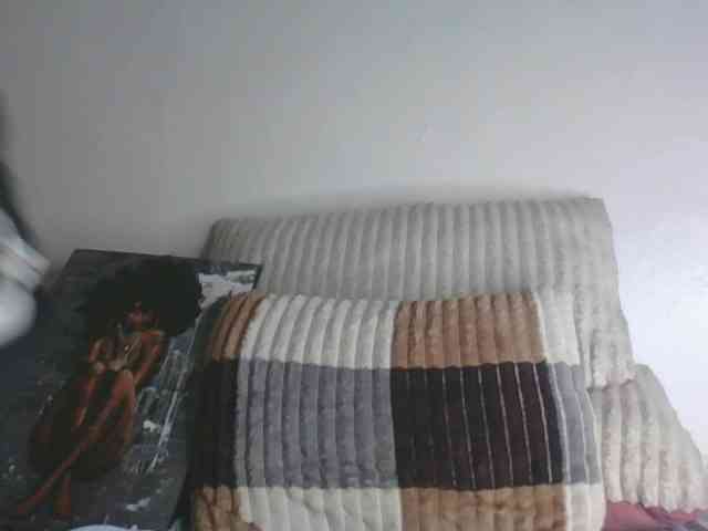 Yourdreamgirl webcam