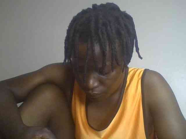 Yourdreamgirl webcam