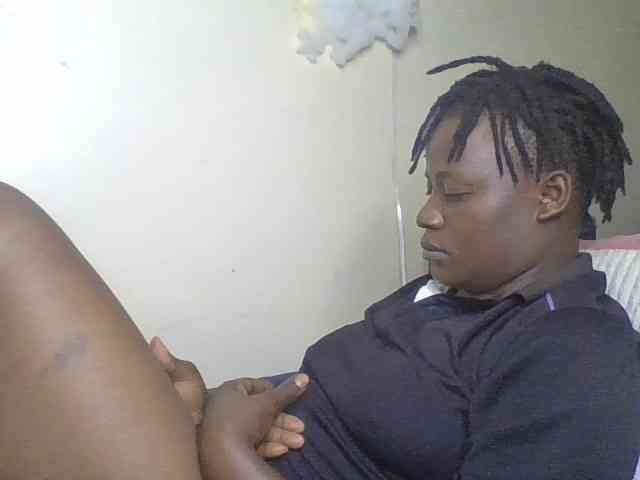 Yourdreamgirl webcam