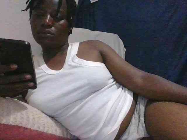 Yourdreamgirl webcam