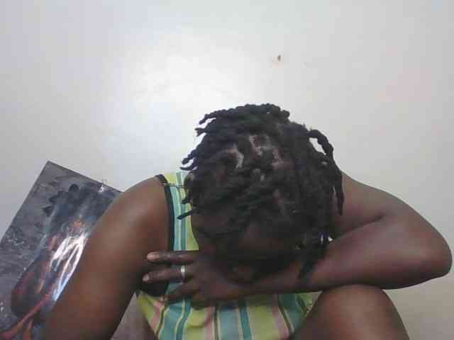 Yourdreamgirl webcam