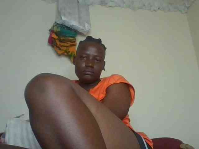 Yourdreamgirl webcam