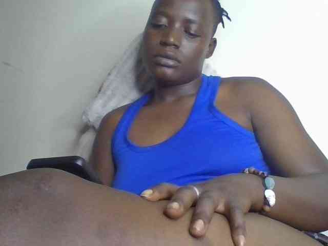 Yourdreamgirl webcam