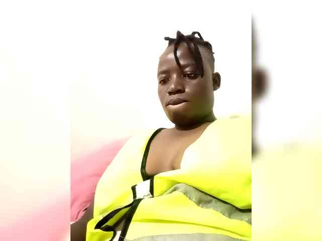 Yourdreamgirl webcam