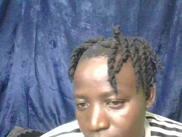 Yourdreamgirl webcam