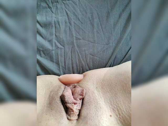 Alexxxa35 from BongaCams