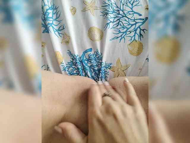Alexxxa35 webcam