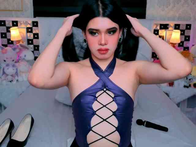 PhoebePresley Live Webcam on BongaCams