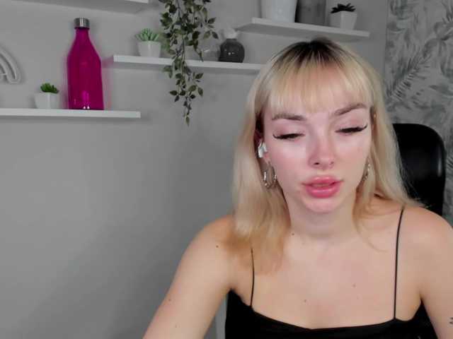 PollyExtasy webcam bongacams model stream image