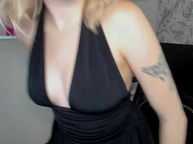 PollyExtasy webcam