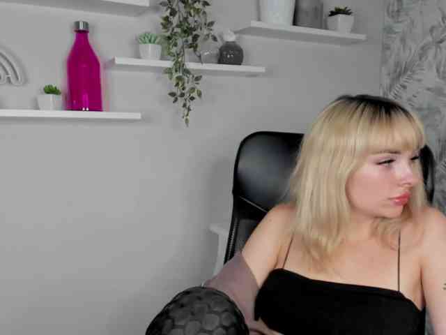 PollyExtasy webcam