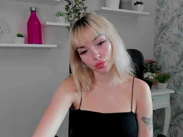 PollyExtasy webcam