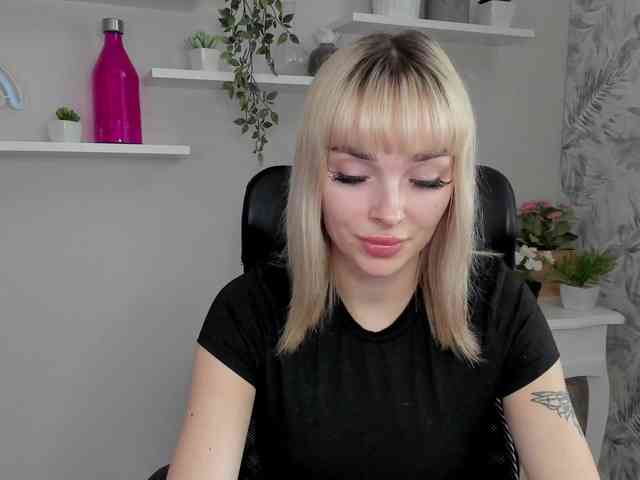 PollyExtasy webcam