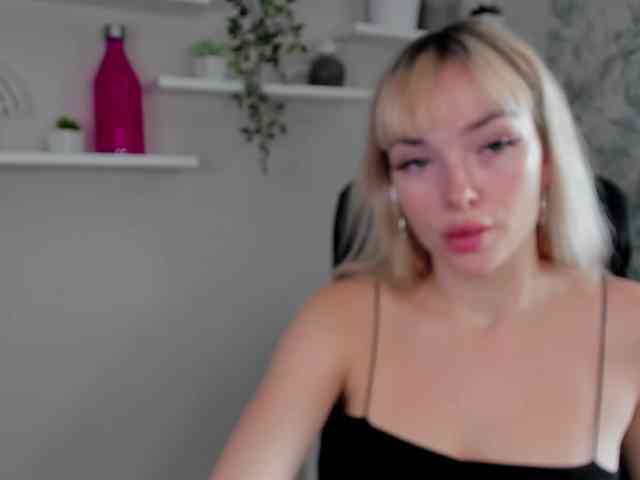 PollyExtasy webcam