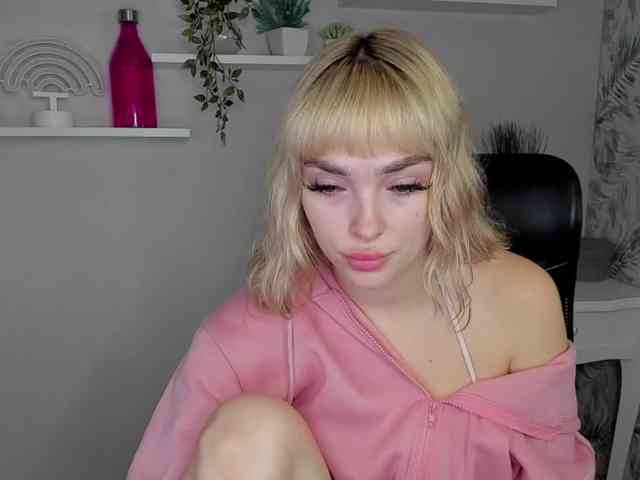 PollyExtasy webcam