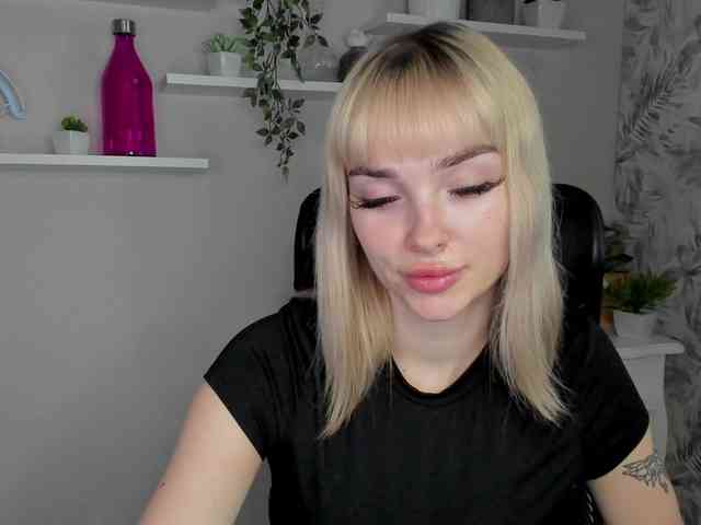 PollyExtasy webcam