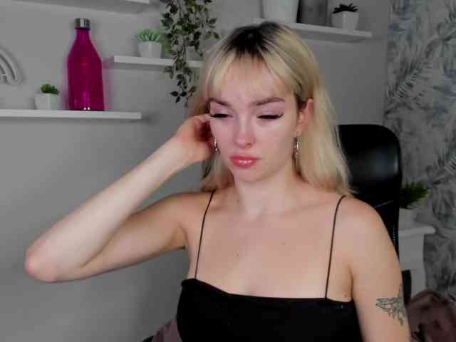Модель: PollyExtasy