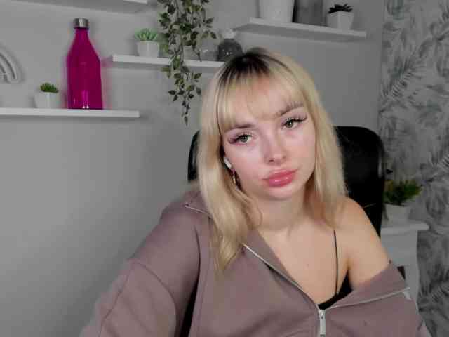 PollyExtasy webcam