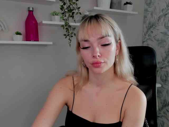 PollyExtasy webcam