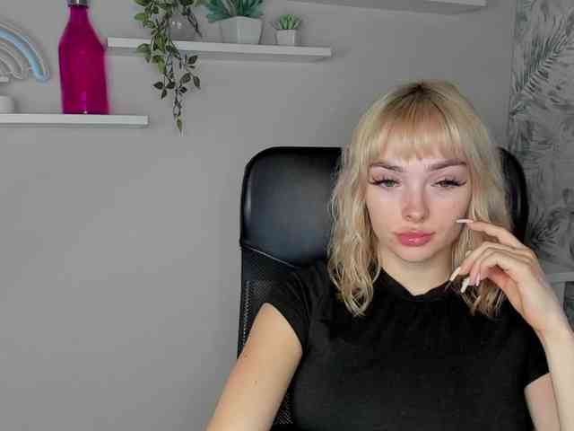 PollyExtasy webcam