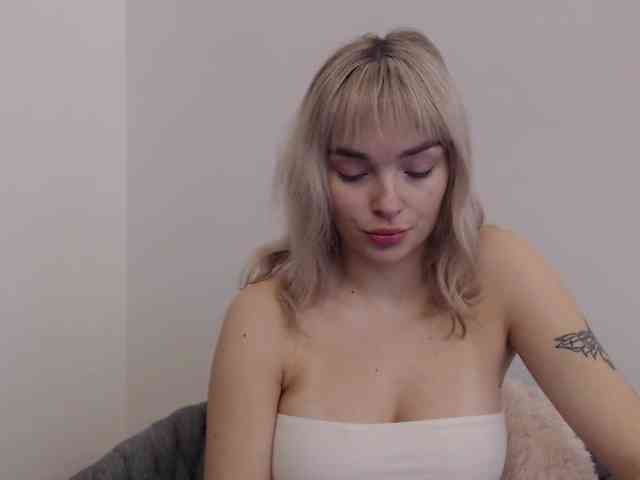 PollyExtasy webcam