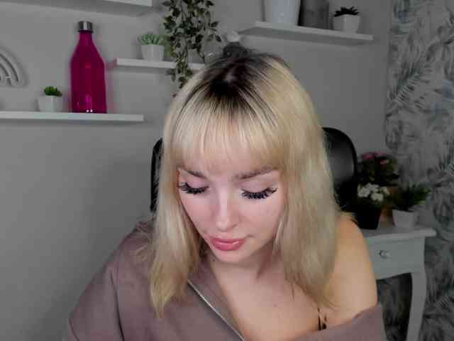 PollyExtasy webcam
