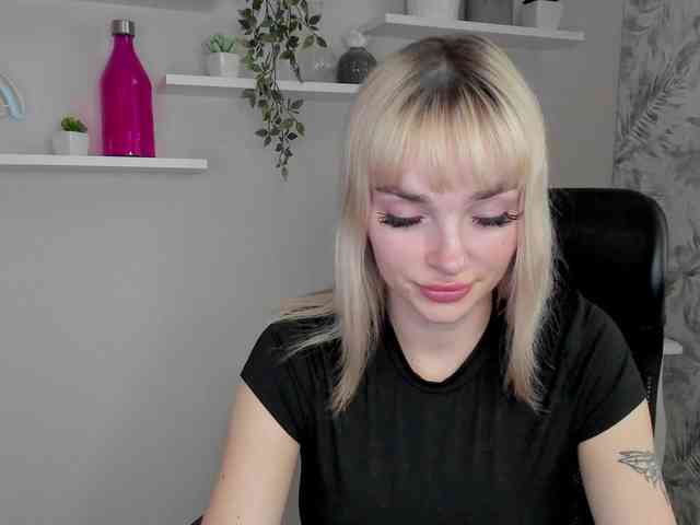 PollyExtasy webcam
