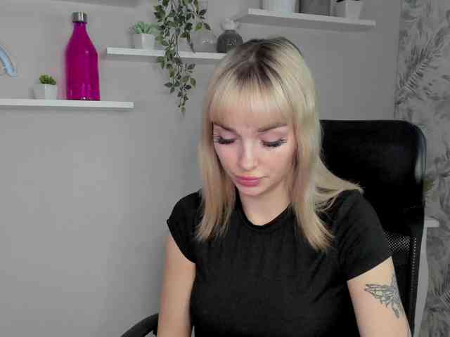PollyExtasy webcam