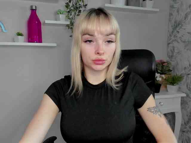 PollyExtasy webcam