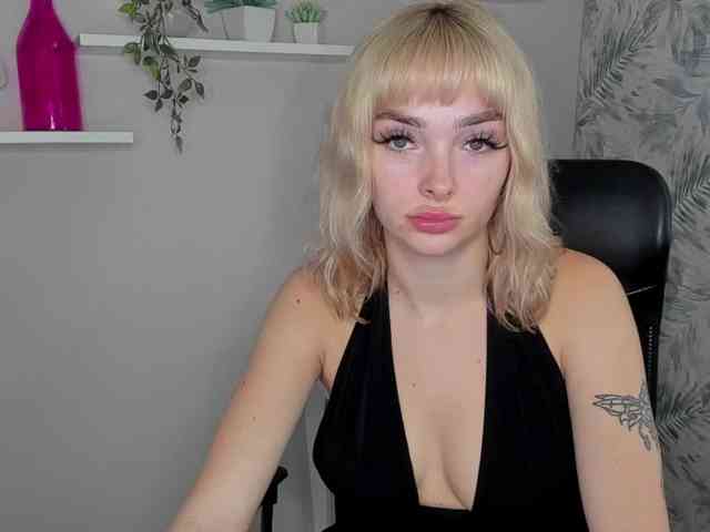 PollyExtasy webcam