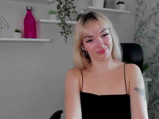 PollyExtasy webcam