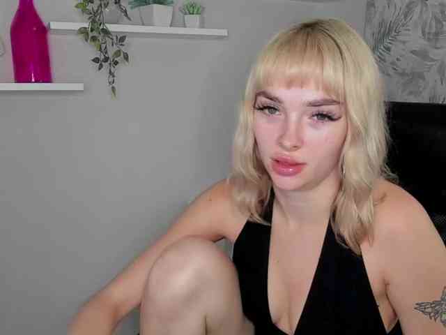 PollyExtasy webcam