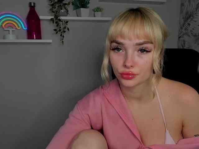 PollyExtasy webcam
