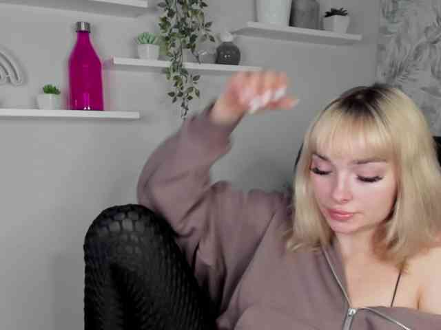 PollyExtasy webcam