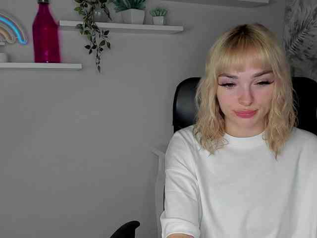 PollyExtasy webcam