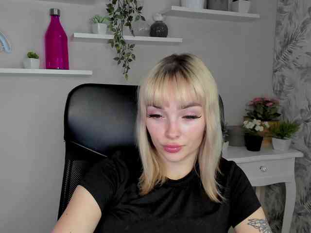 PollyExtasy webcam